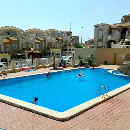 Апартаменты Splendid Top Floor Bungalow Ла-Мата
